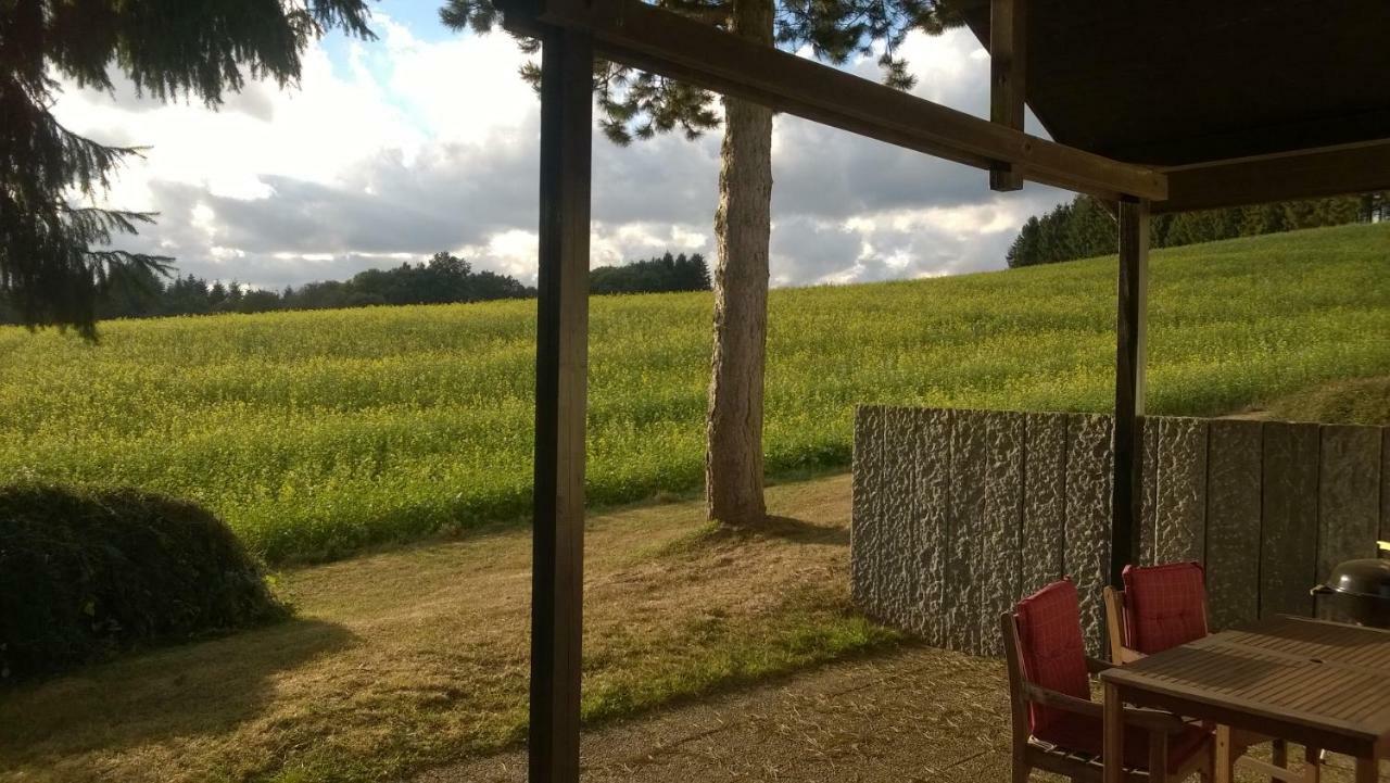 Blick In Die Suedeifel Biersdorf am See ภายนอก รูปภาพ